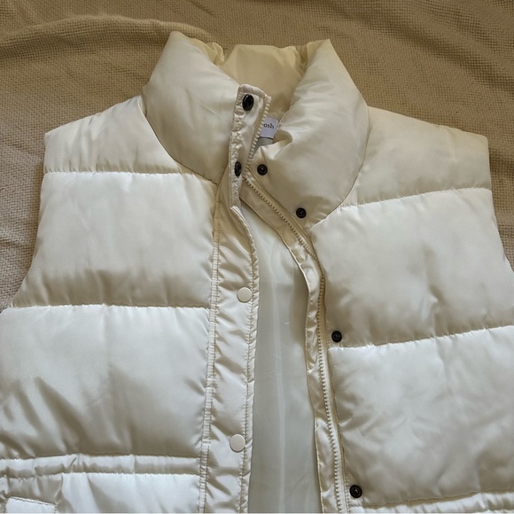 Puffer Vest - Picture 3 of 8